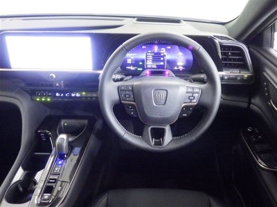 صورة مصغرة 30 لـ 2025 Toyota CROWN ESTATE
