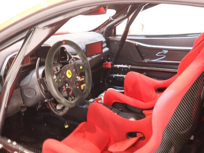 صورة 11 لـ 2015 Ferrari 458 ITALIA