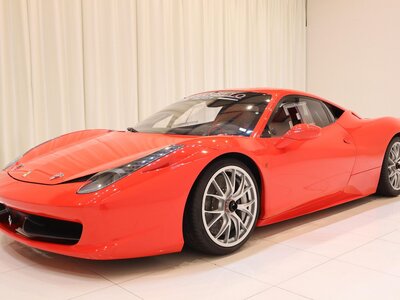 صورة 13 لـ 2015 Ferrari 458 ITALIA