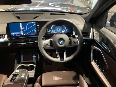 صورة 15 لـ 2025 BMW X2