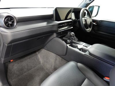 صورة 10 لـ 2025 Toyota LAND CRUISER 250
