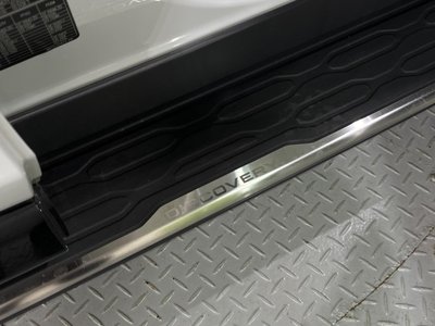 2025 LAND Rover DISCOVERY SPORT photo 5