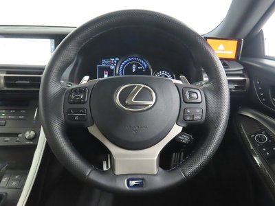 2020 Lexus RC F 照片 11
