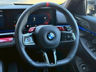 صورة مصغرة 16 لـ 2025 BMW M5