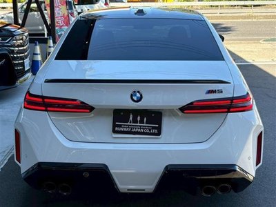 صورة مصغرة 19 لـ 2025 BMW M5