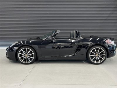 2016 Porsche BOXSTER photo 2