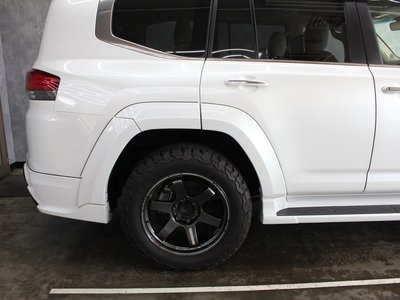 صورة 22 لـ 2025 Toyota LAND CRUISER 300