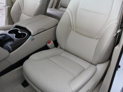 صورة 29 لـ 2025 Toyota LAND CRUISER 300