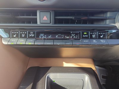 2025 Toyota CROWN SPORT — фото 16