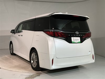 2024 Toyota ALPHARD — миниатюра 4
