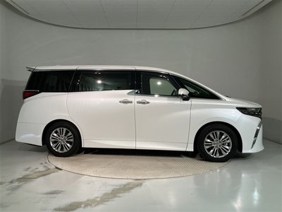 2024 Toyota ALPHARD — миниатюра 3