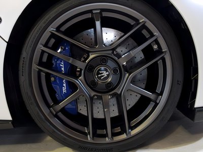 صورة 16 لـ 2022 Maserati MC20