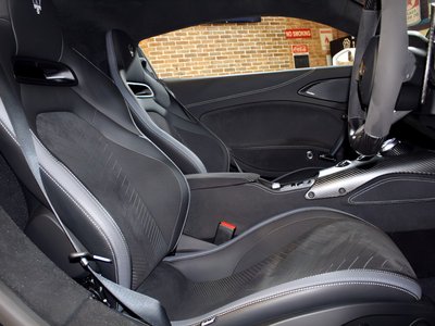 صورة 48 لـ 2022 Maserati MC20