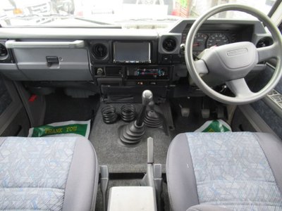 2000 Toyota LAND CRUISER 70 — фото 8