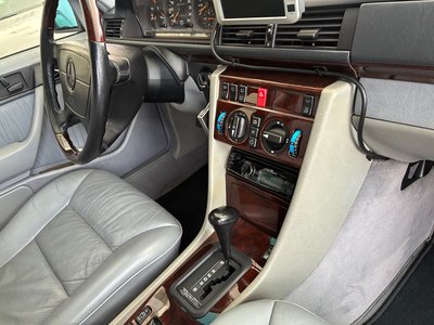 صورة مصغرة 24 لـ 1995 Mercedes-BENZ E-CLASS