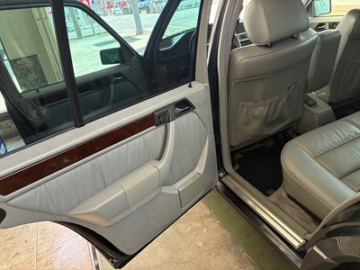 صورة مصغرة 28 لـ 1995 Mercedes-BENZ E-CLASS
