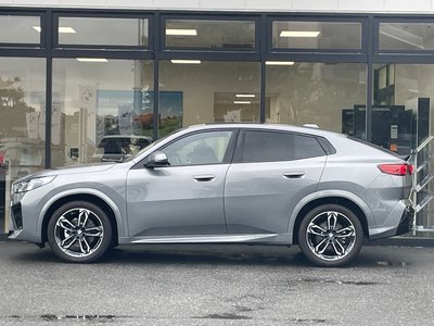 2025 BMW X2 photo 13