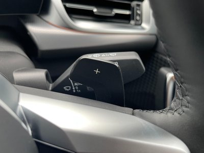 2025 BMW X2 thumbnail 43