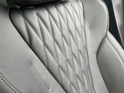 2025 BMW X2 photo 7