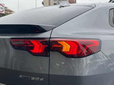 2025 BMW X2 thumbnail 25