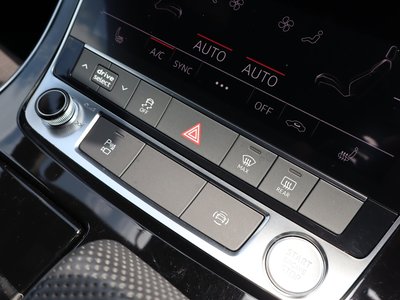 2019 AUDI Q8 — фото 37
