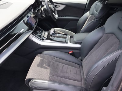 2019 AUDI Q8 — фото 24