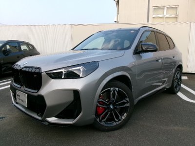 2025 BMW X1 photo 4