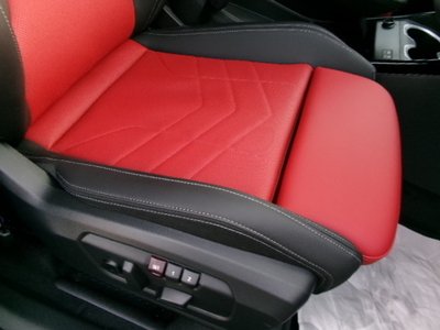 2025 BMW X1 thumbnail 40