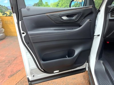2025 Toyota ALPHARD 照片 24