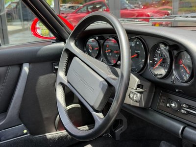 صورة مصغرة 23 لـ 1990 Porsche 911