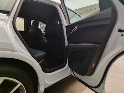 صورة مصغرة 137 لـ 2026 AUDI Q4 SPORTBACK E-TRON