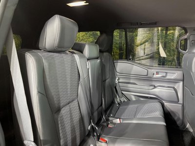 صورة 9 لـ 2024 Toyota LAND CRUISER 250