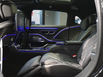 2023 Mercedes-BENZ S-CLASS MAYBACH photo 4