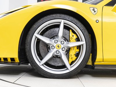 2020 Ferrari F8 SPIDER — фото 14