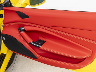 2020 Ferrari F8 SPIDER — фото 32
