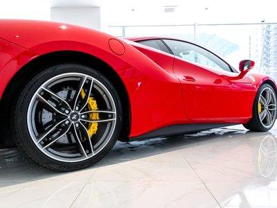 2017 Ferrari 488 GTB 照片 6