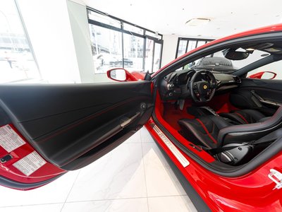 2017 Ferrari 488 GTB 照片 8