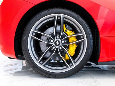 صورة مصغرة 17 لـ 2017 Ferrari 488 GTB