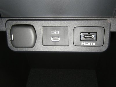 صورة 12 لـ 2025 Toyota ALPHARD