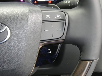 صورة 13 لـ 2025 Toyota ALPHARD
