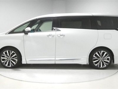 صورة 2 لـ 2025 Toyota ALPHARD