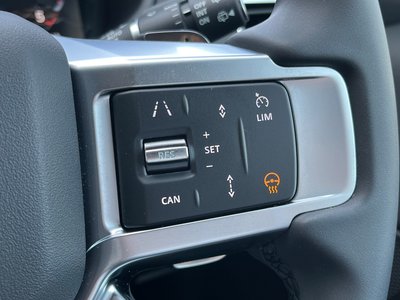 2025 LAND Rover DISCOVERY photo 8