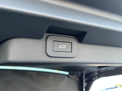2025 LAND Rover DISCOVERY thumbnail 20