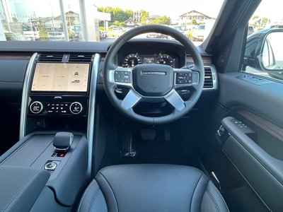 2025 LAND Rover DISCOVERY thumbnail 23