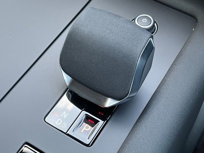 2025 LAND Rover DISCOVERY thumbnail 31