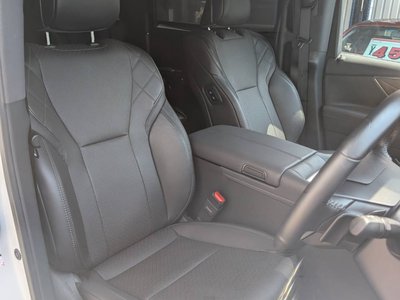 صورة 37 لـ 2025 Toyota ALPHARD