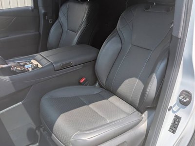 صورة 36 لـ 2025 Toyota ALPHARD