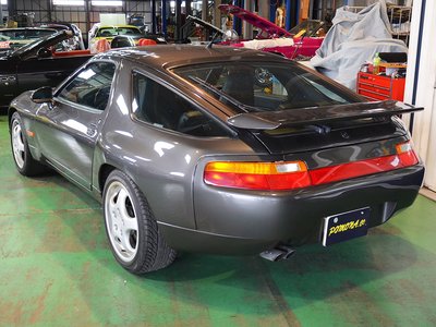 1992 Porsche 928 照片 5