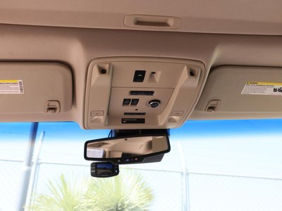 صورة مصغرة 13 لـ 2015 Cadillac ESCALADE