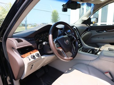 صورة مصغرة 8 لـ 2015 Cadillac ESCALADE